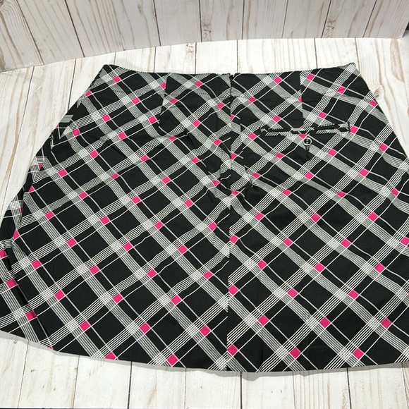 NWT - Lady Hagen golf skort - Picture 4 of 11